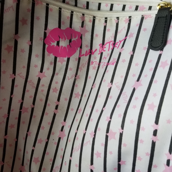 Adorable Back Pack! - Picture 3 of 7